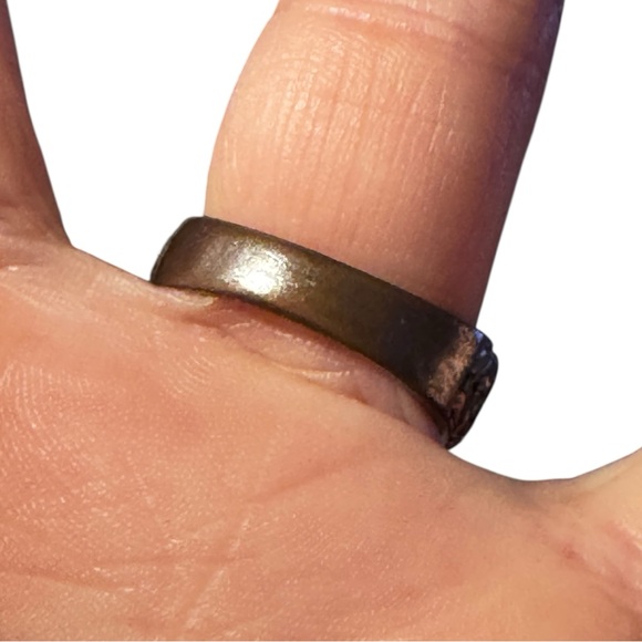 💍 Vintage Gold Electroplate Filigree Faux Pearl Cluster Ring Size 6.5 - Picture 12 of 17